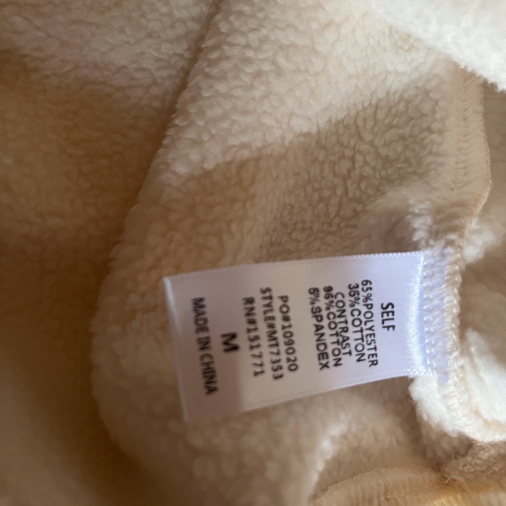 Brand new with tags Le Lis collection oversized apres ski social club - medium - Picture 4 of 5